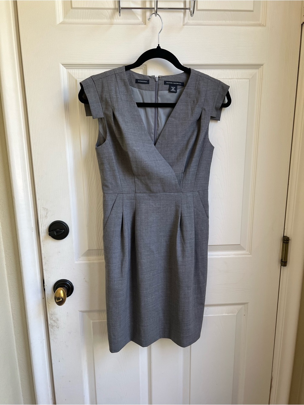 Banana Republic Gray Sleeveless Midi Sheath Dress